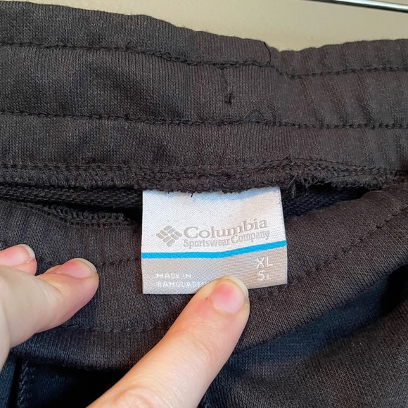 NWT Columbia Sz XL Trek French Terry Women’s Black White 5” Inseam Short Ret $50 - Picture 7 of 10